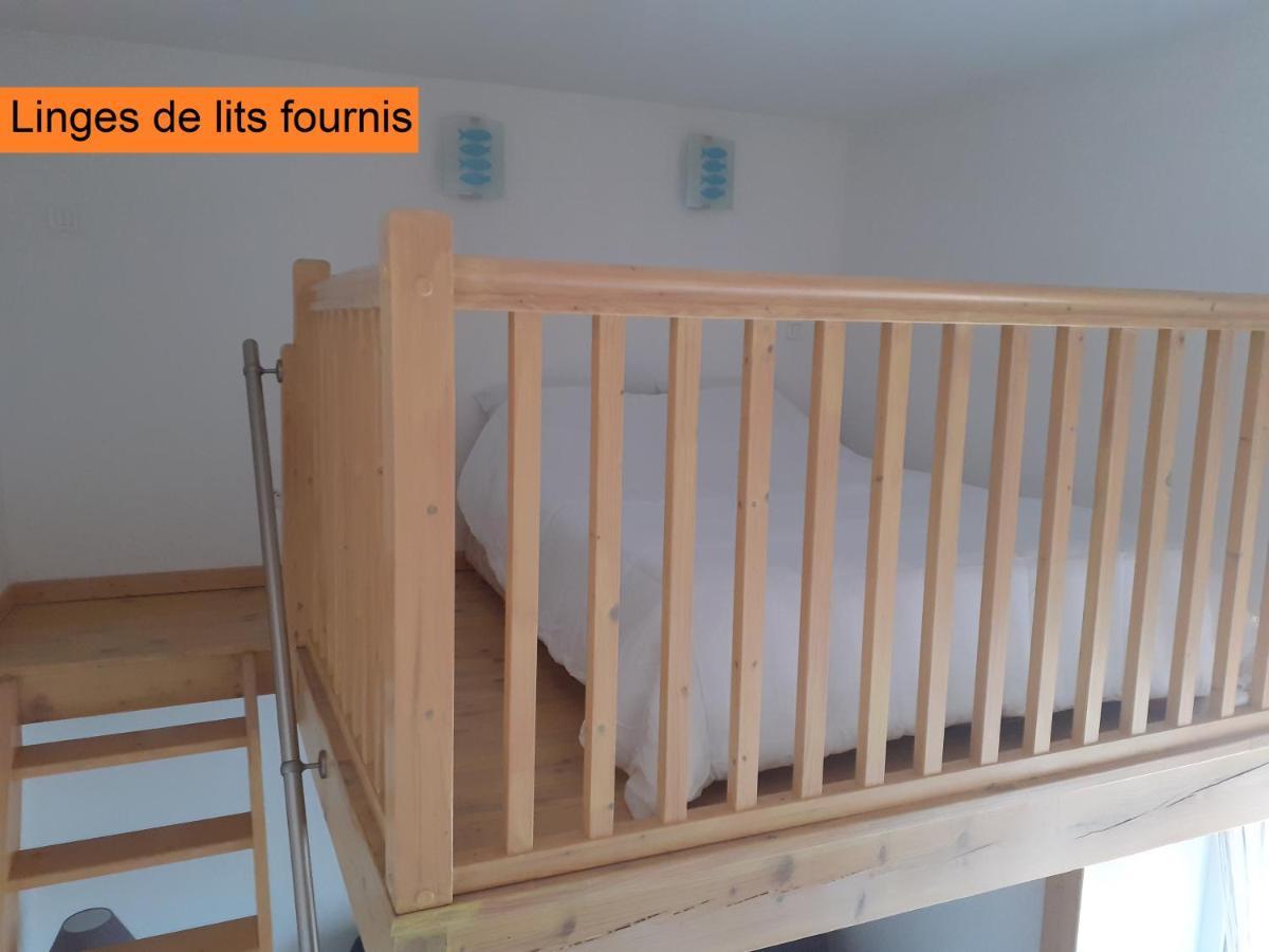 Appartement Rez De Chaussee Avec Terrasse Et Jardin Tence Bagian luar foto